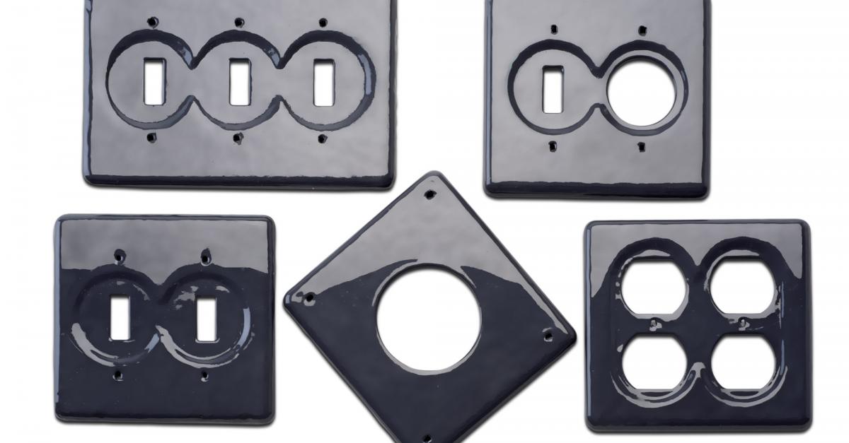 Plextor PX-R412CiとPX-20TSi キャディケース付 通電OK Round Receptacle Plus Duplex Convenience Cover -2G | Plasti-Bond